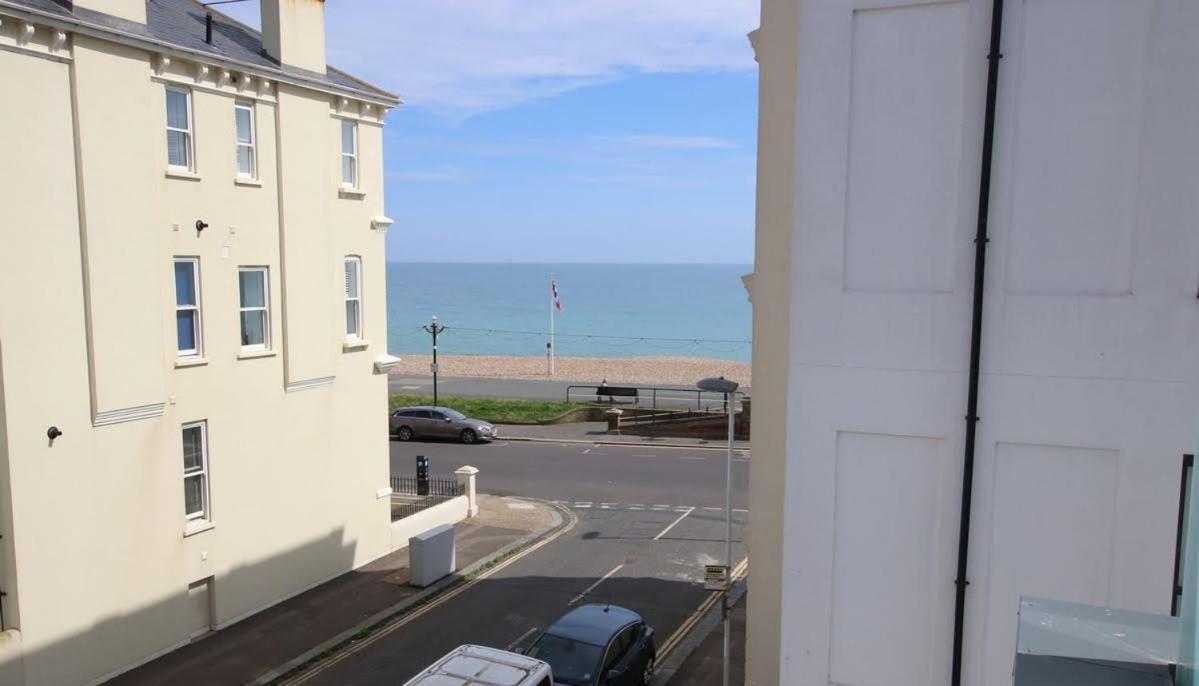 Modern Home For Small Groups By Stones Throw Apartments - Free Parking - Sea View Worthing Eksteriør billede